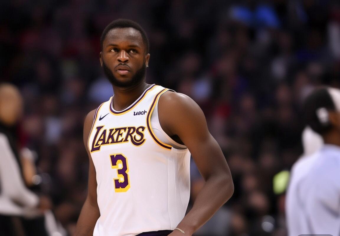 湖人队新秀进攻端起伏明显，外线命中率成关键提升点